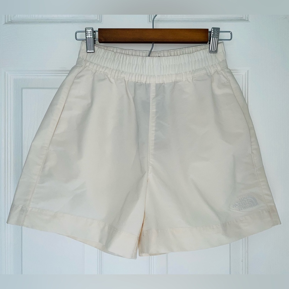 TNF Women's Active Shorts (XS) - Picture 1 of 11